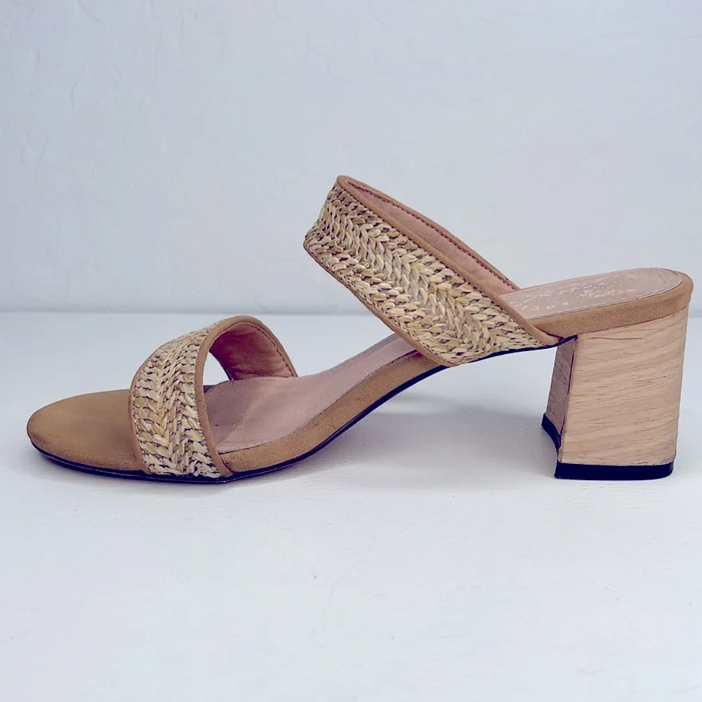 Oasis Society Backless Stacked Block Heels Sandals Tan Straw Size 9